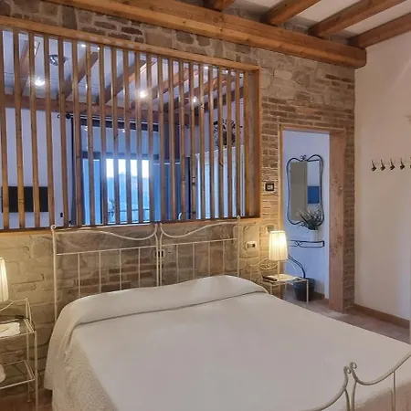 مزرعة للإقامة Gli Ulivi Monteveglio