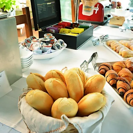 Gli Ulivi Farm stay *