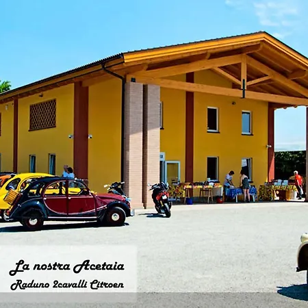 مزرعة للإقامة Gli Ulivi Monteveglio