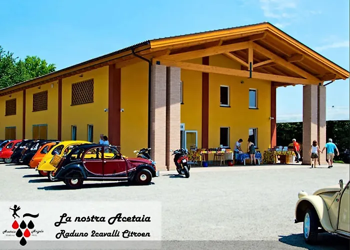 Lantgård Gli Ulivi Monteveglio