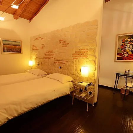 Alloggio per agriturismo Gli Ulivi *